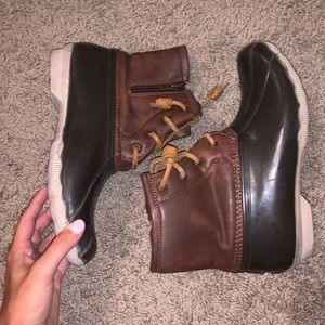 Sperry Brown and black leather duck boots women’s